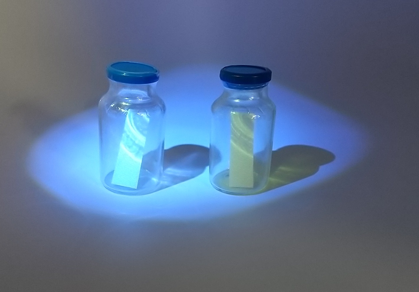 Shrink Tack Label - Light Protection 2